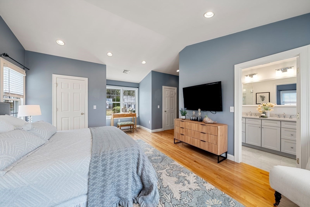 166 Hillcrest Road Needham, MA 02492 - Photo 26 of 41