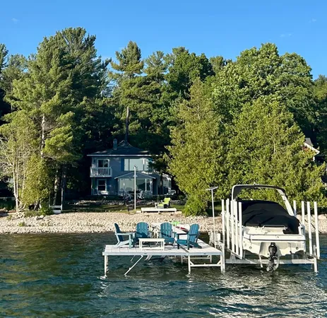 $1,499,000 | 3944 Springwater Beach Road, Boyne City, MI 49712