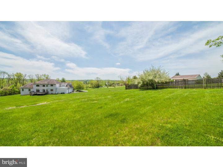 698 Swamp Road Newtown, PA 18940 - Photo 24 of 25 Exterior Back