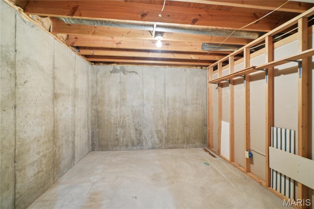 4305 Julie Court High Ridge, MO 63049 - Photo 16 of 28