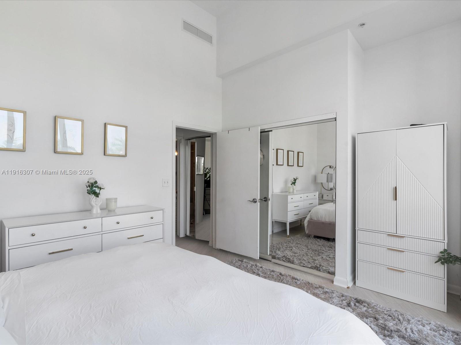 253 Northeast 2nd Street, Unit 229 Miami, FL 33132 - Photo 23 of 27