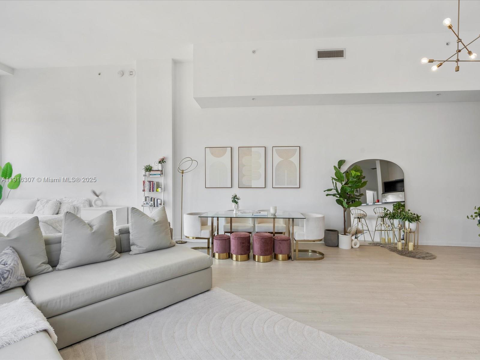 253 Northeast 2nd Street, Unit 229 Miami, FL 33132 - Photo 4 of 27