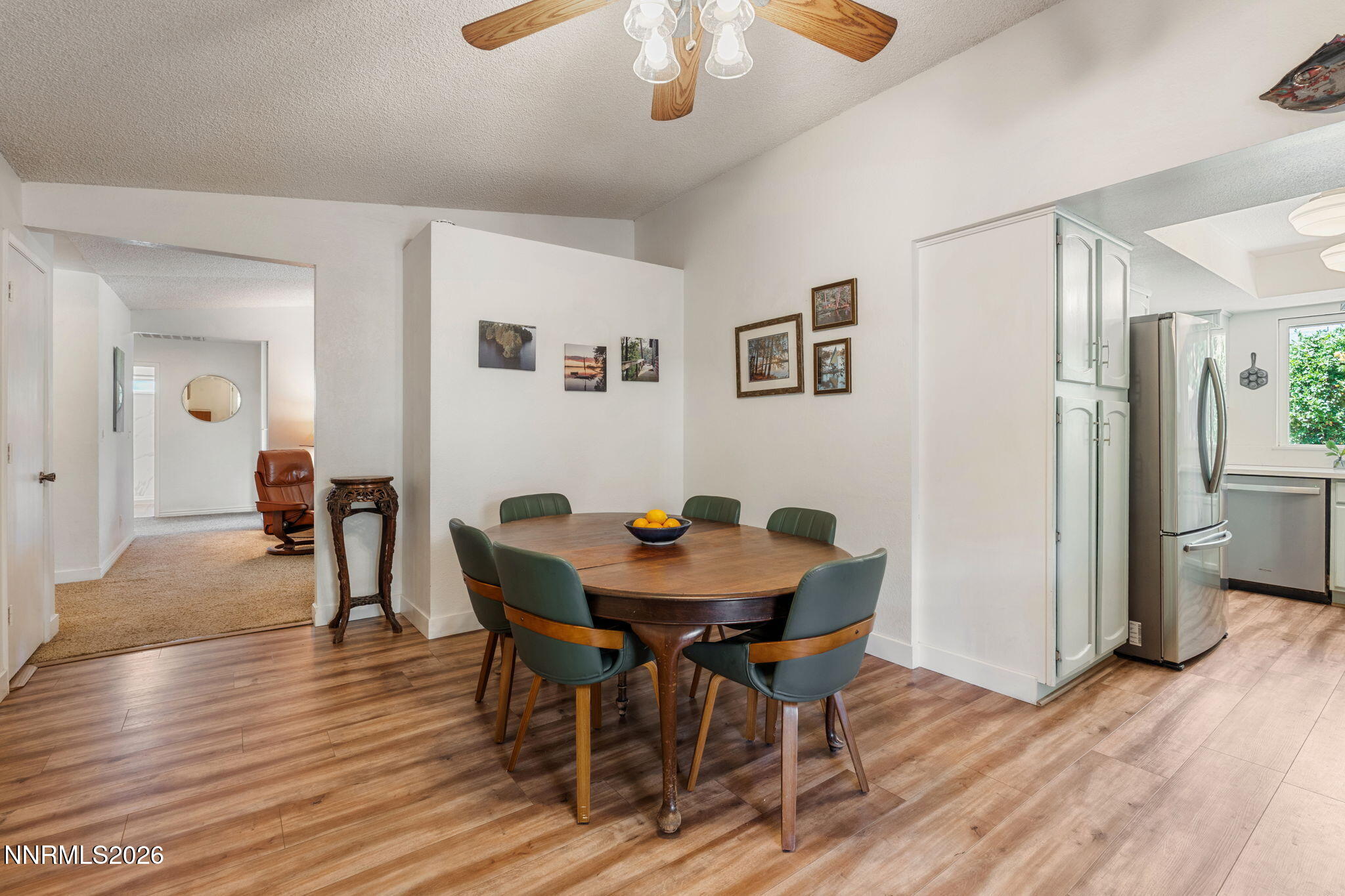 1820 Del Rosa Way Sparks, NV 89434 - Photo 4 of 29 22-web-or-mls-DSC09073