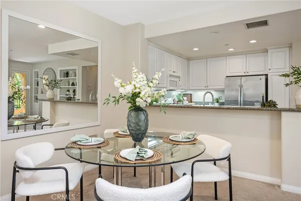 $999,000 | 33 Flowerbud, Irvine, CA 92603