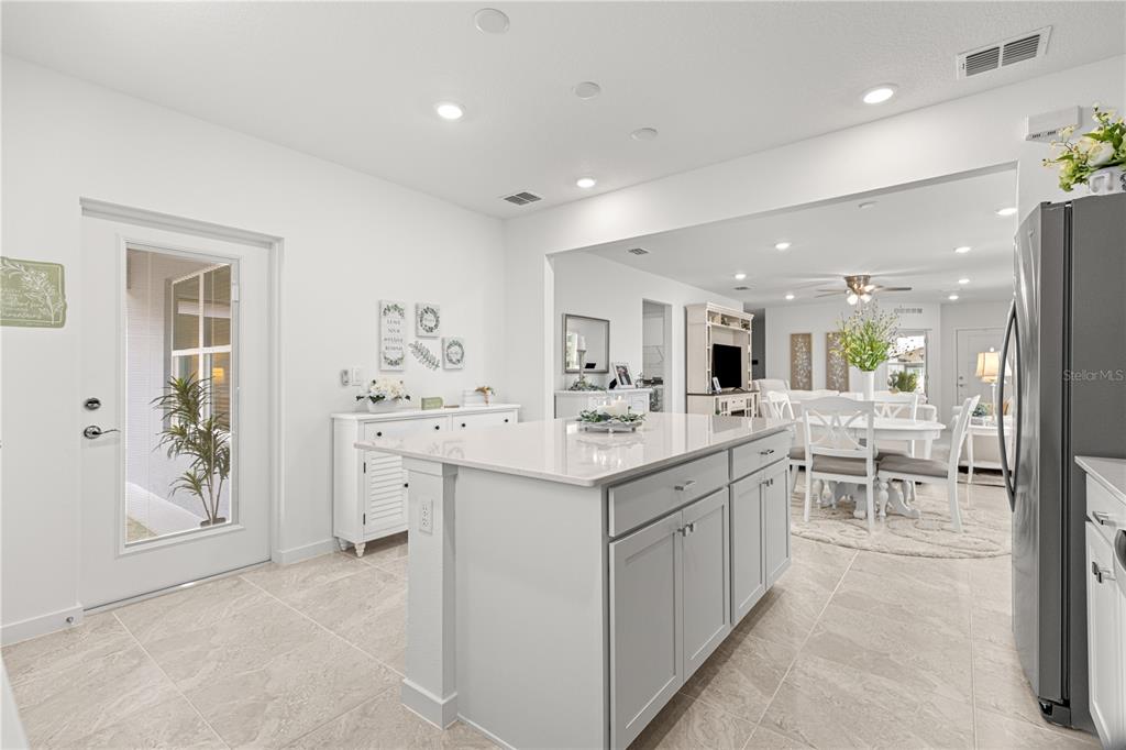 6788 Southwest 90th Loop Ocala, FL 34476 - Photo 13 of 46