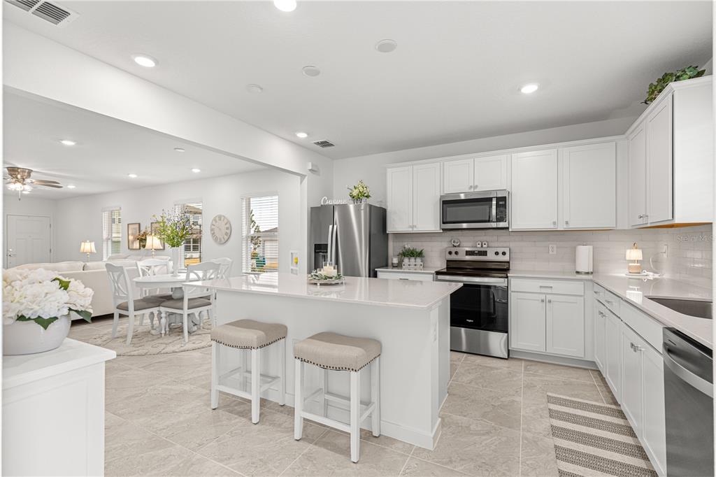 6788 Southwest 90th Loop Ocala, FL 34476 - Photo 15 of 46