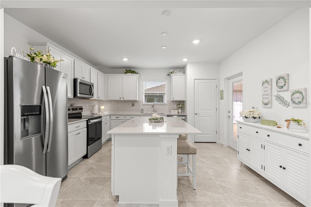 6788 Southwest 90th Loop Ocala, FL 34476 - Photo 9 of 46