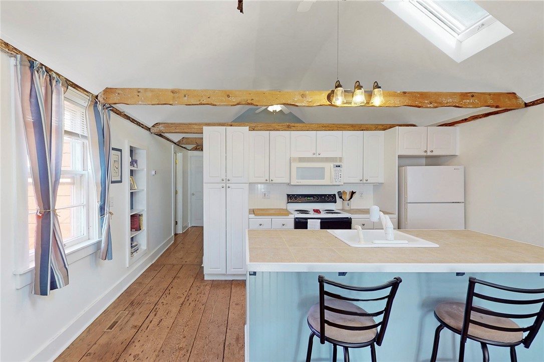 16 Thames Street Newport, RI 02840 - Photo 11 of 31