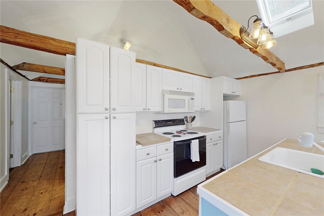 16 Thames Street Newport, RI 02840 - Photo 13 of 31