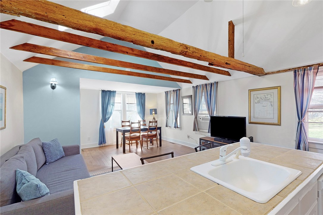 16 Thames Street Newport, RI 02840 - Photo 10 of 31