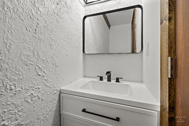 $219,900 | 1016 B Street, Rockford, IL 61107