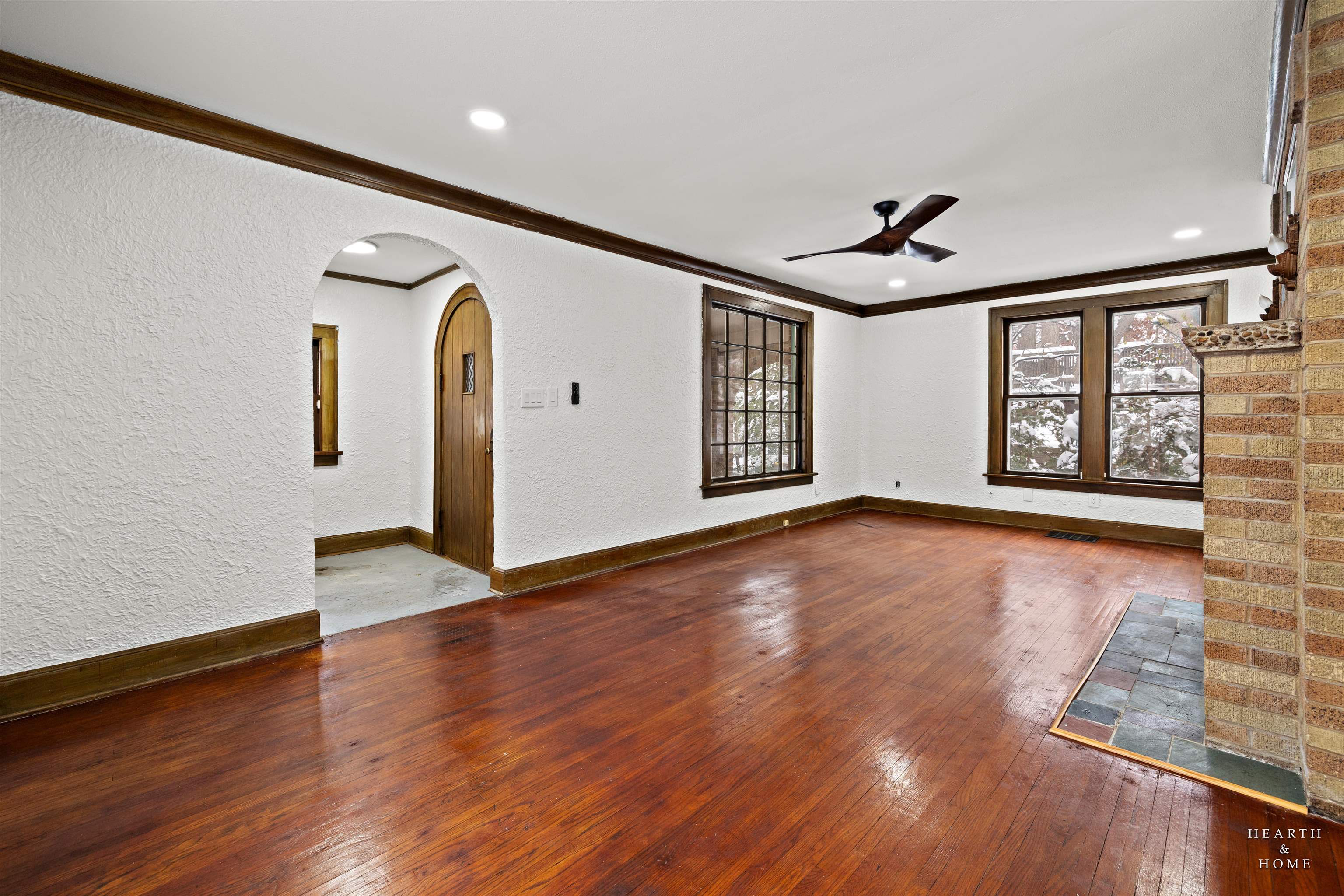 1016 B Street Rockford, IL 61107 - Photo 6 of 38