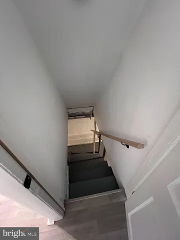 a view of entryway and hall