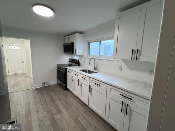 $159,900 | 925 Central Avenue, Chester, PA 19013