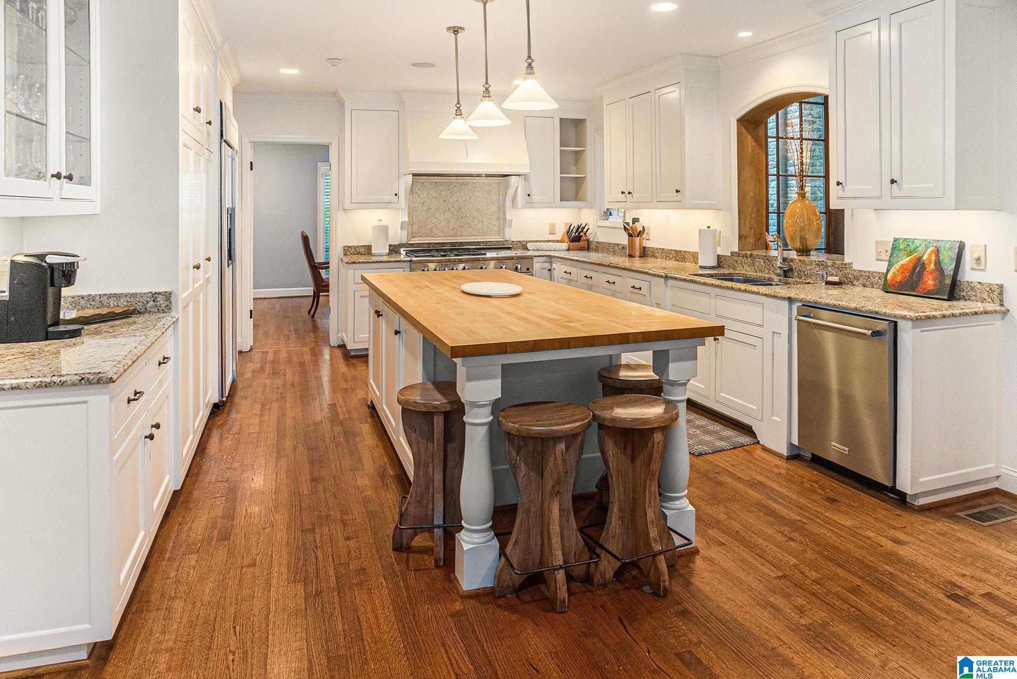 4221 Stone River Road Birmingham, AL 35213 - Photo 14 of 49