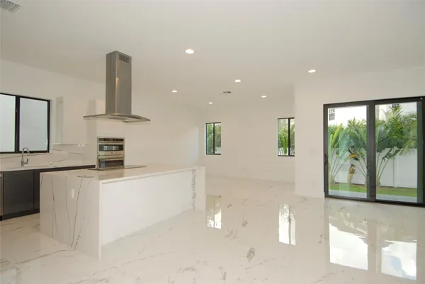 $6,750 | 1435 Southwest 23rd Street, Fort Lauderdale, FL 33315