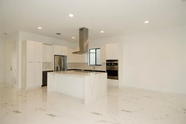 $6,750 | 1435 Southwest 23rd Street, Fort Lauderdale, FL 33315