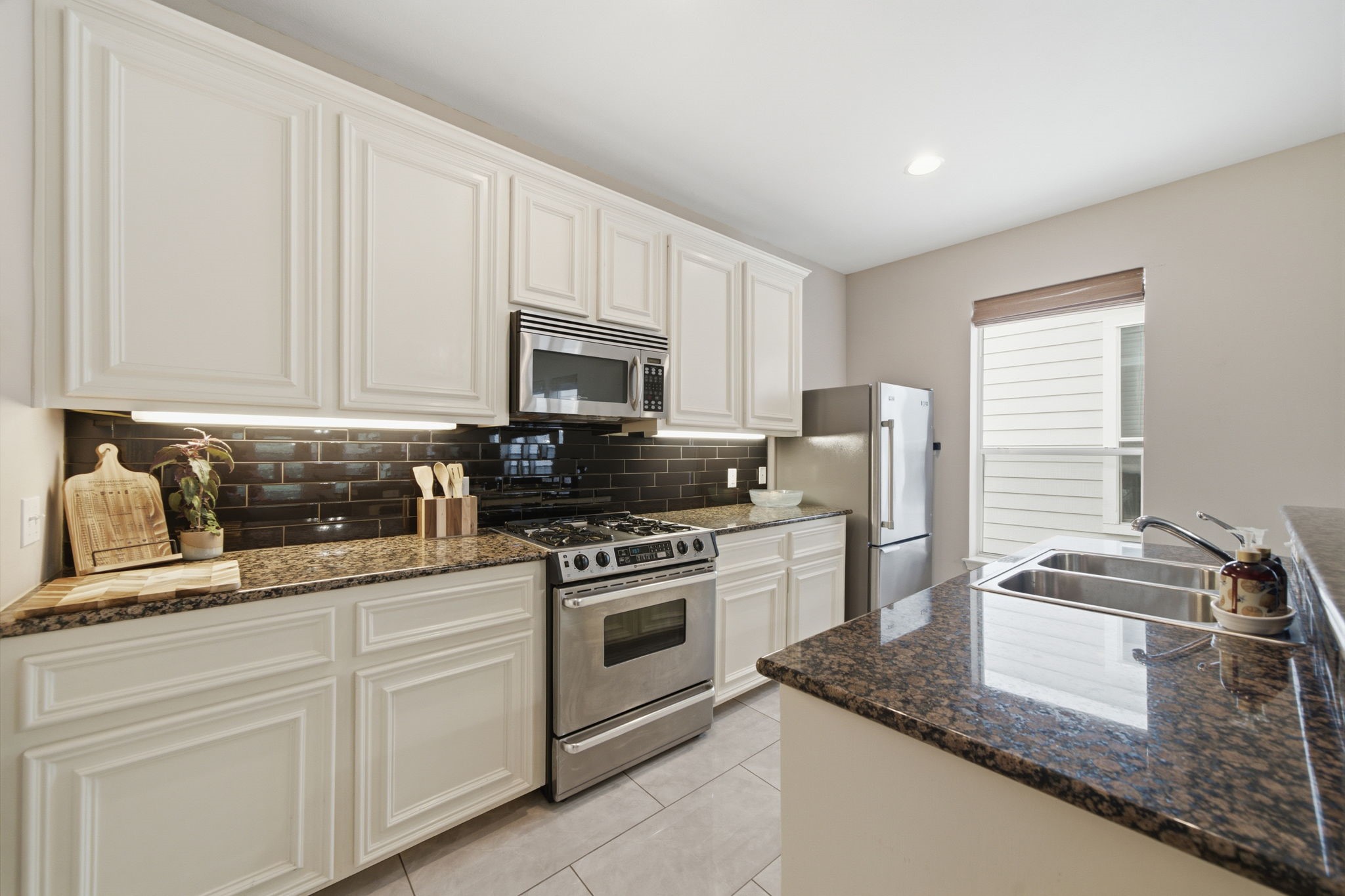 1716 Elgin Street Houston, TX 77004 - Photo 3 of 35