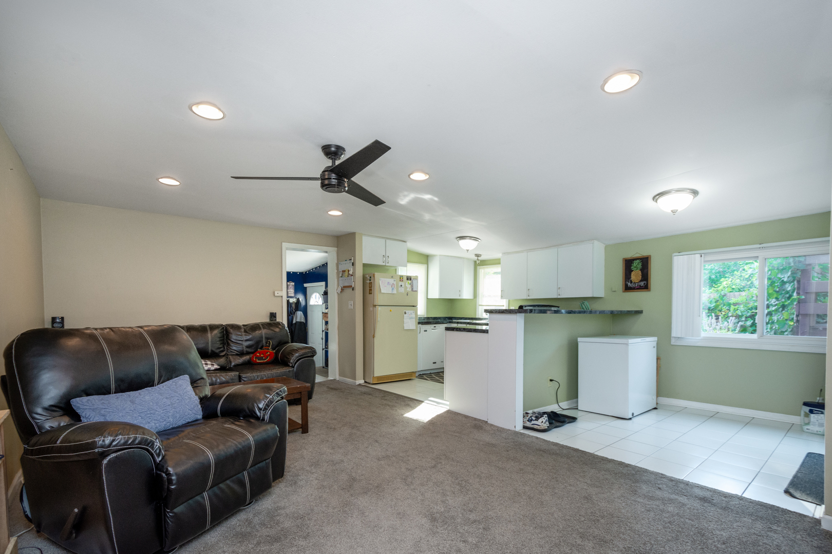 615 North River Road McHenry, IL 60051 - Photo 3 of 23