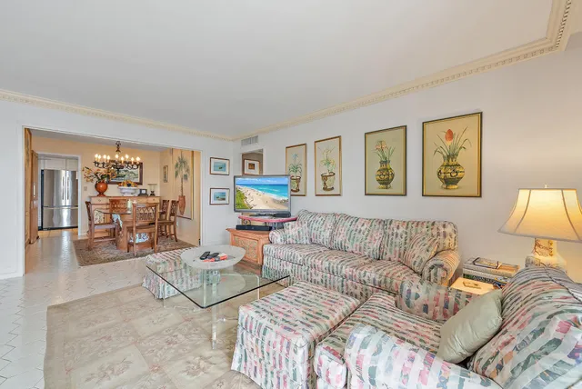 $12,500 | 170 Chilean Avenue, Unit 4B, Palm Beach, FL 33480