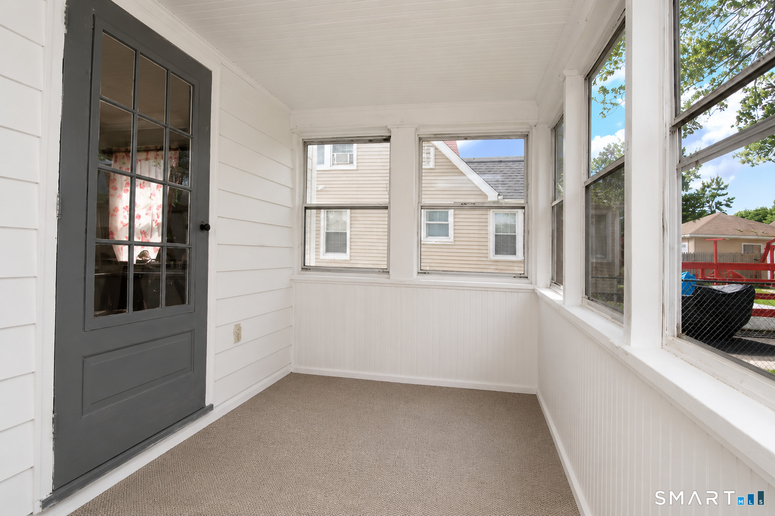 242 Victoria Road Hartford, CT 06114 - Photo 17 of 34