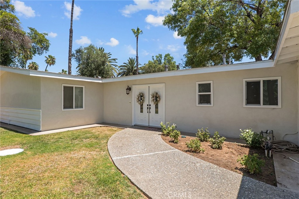 2791 McAllister Street Riverside, CA 92503 - Photo 6 of 62