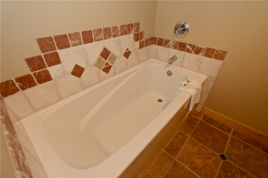 910 Copper Road, Unit 402 Frisco, CO 80443 - Photo 13 of 20 Gallery Image 13