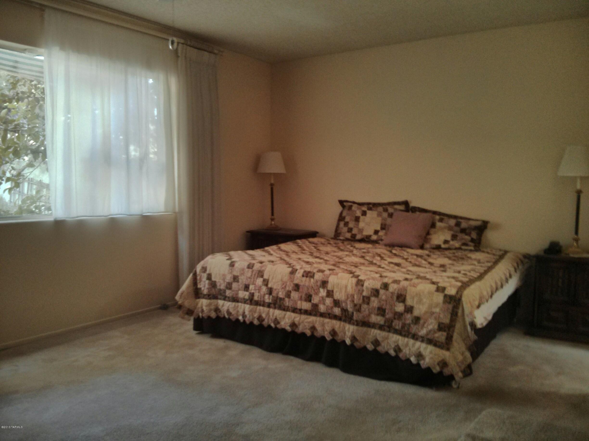 4802 East Fort Lowell Road, Unit G Tucson, AZ 85712 - Photo 3 of 7
