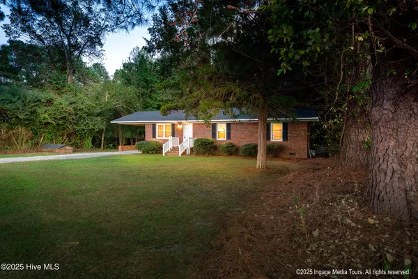 $189,900 | 305 British Road, Kinston, NC 28501