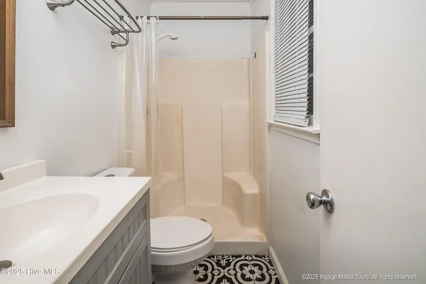 $189,900 | 305 British Road, Kinston, NC 28501