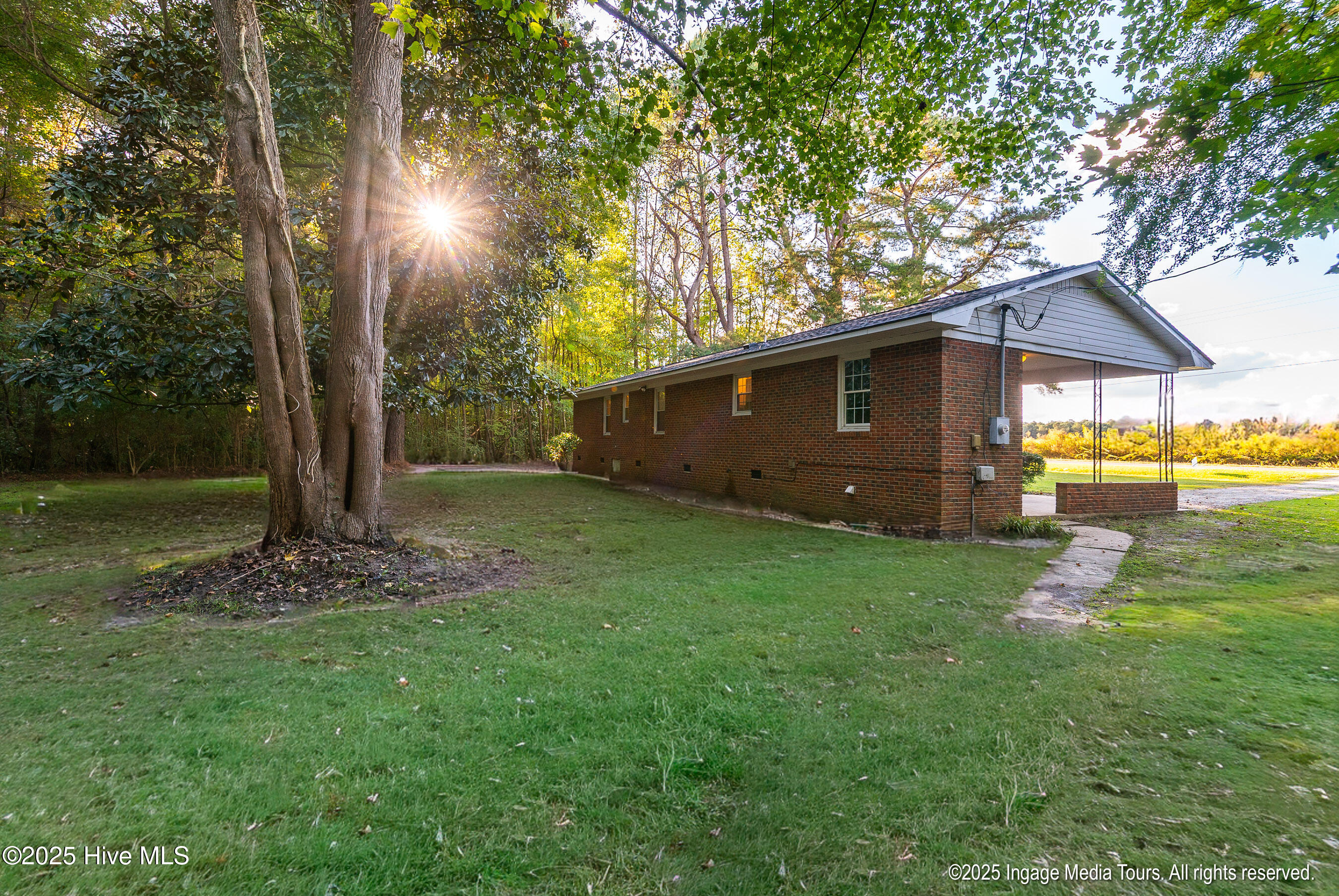 305 British Road Kinston, NC 28501 - Photo 26 of 30 20251006 MLS S_Nilsen 305 British Rd Kin