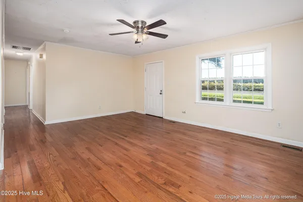 $189,900 | 305 British Road, Kinston, NC 28501