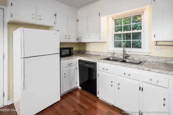 $189,900 | 305 British Road, Kinston, NC 28501