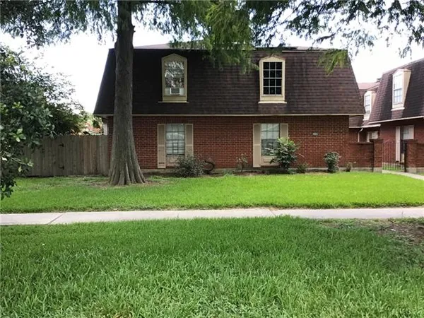 $415,000 | 2109 Carol Sue Avenue, Gretna, LA 70056