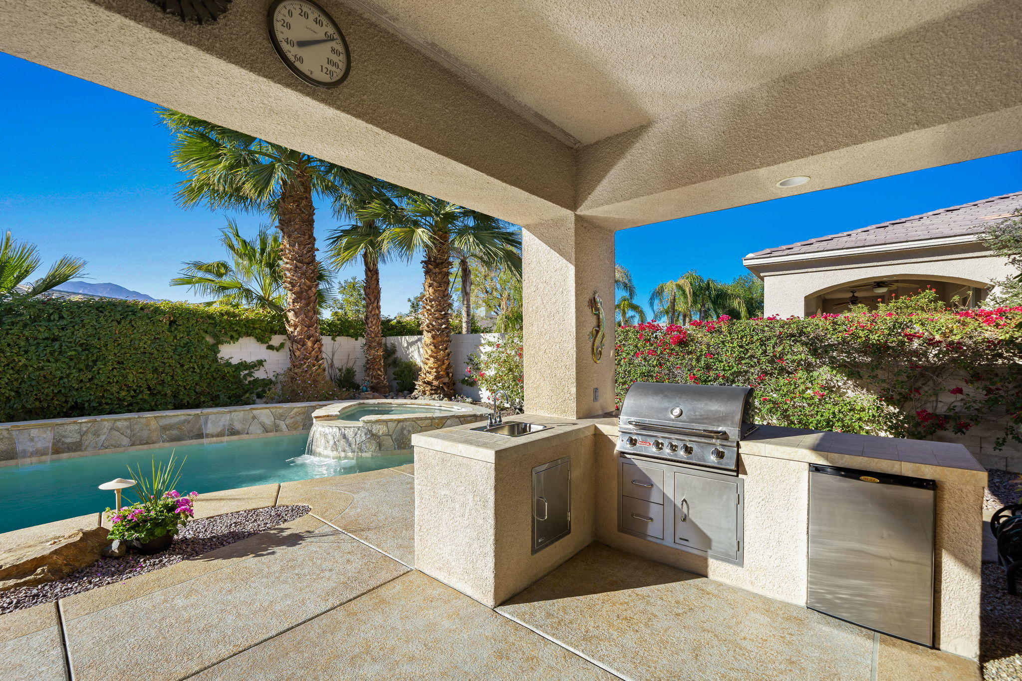 1 Orleans Road Rancho Mirage, CA 92270 - Photo 29 of 50 a lobby with furniture and potted plants