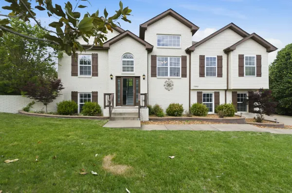 $395,000 | 1353 Mountain Way, Clarksville, TN 37043