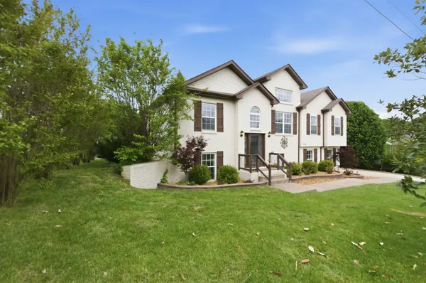 $395,000 | 1353 Mountain Way, Clarksville, TN 37043