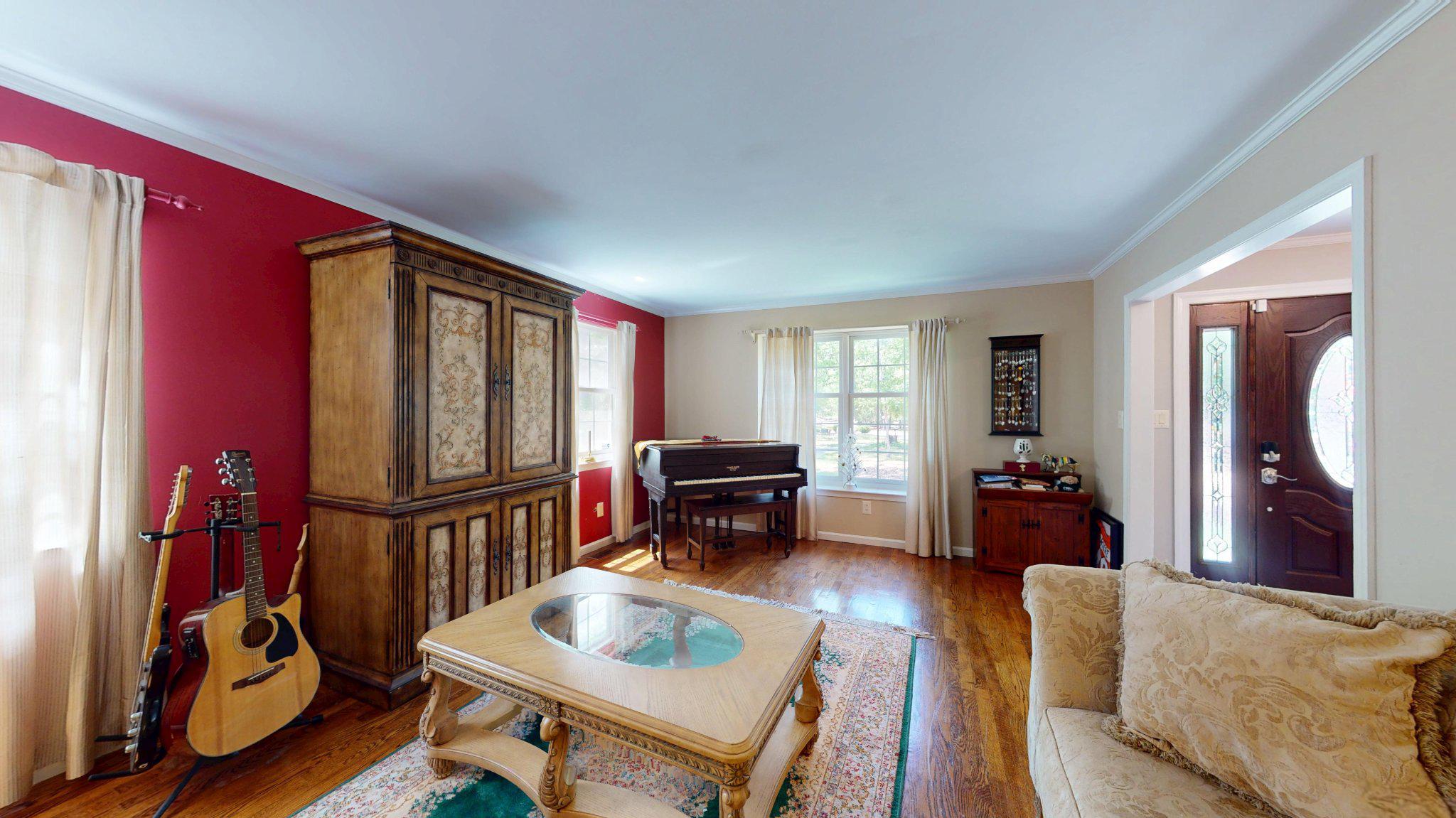 3 Colonial Court Medford, NJ 08055 - Photo 11 of 89 Charming living space with warm hues.