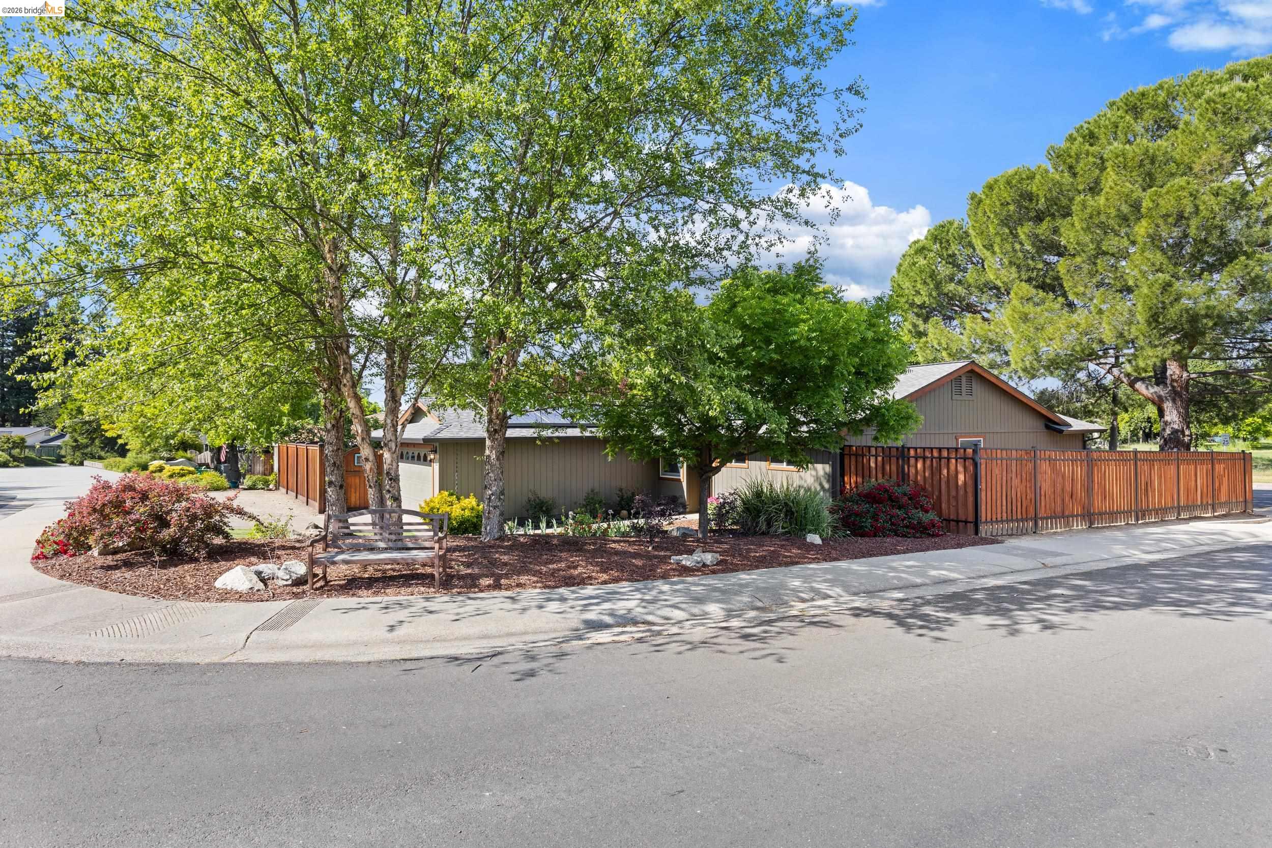 5502 Sparas Street Loomis, CA 95650 - Photo 4 of 34