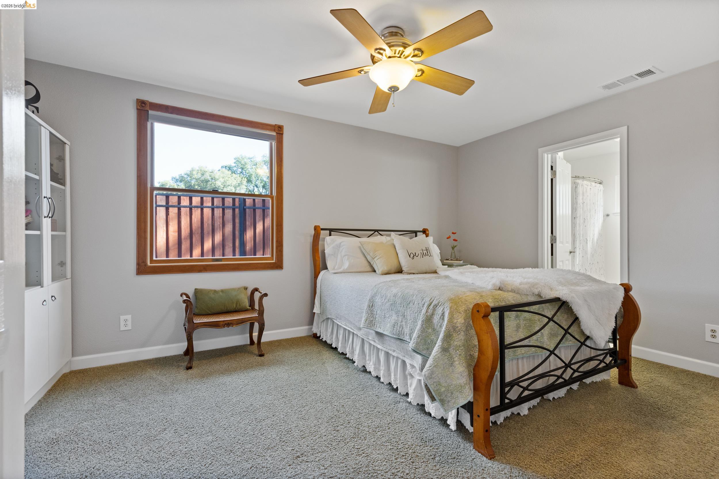 5502 Sparas Street Loomis, CA 95650 - Photo 7 of 34