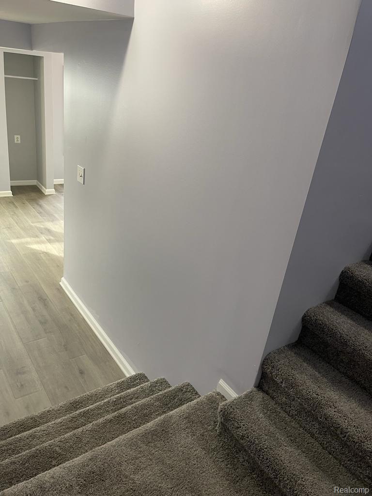 17898 Common Road Roseville, MI 48066 - Photo 43 of 58 39.jpeg