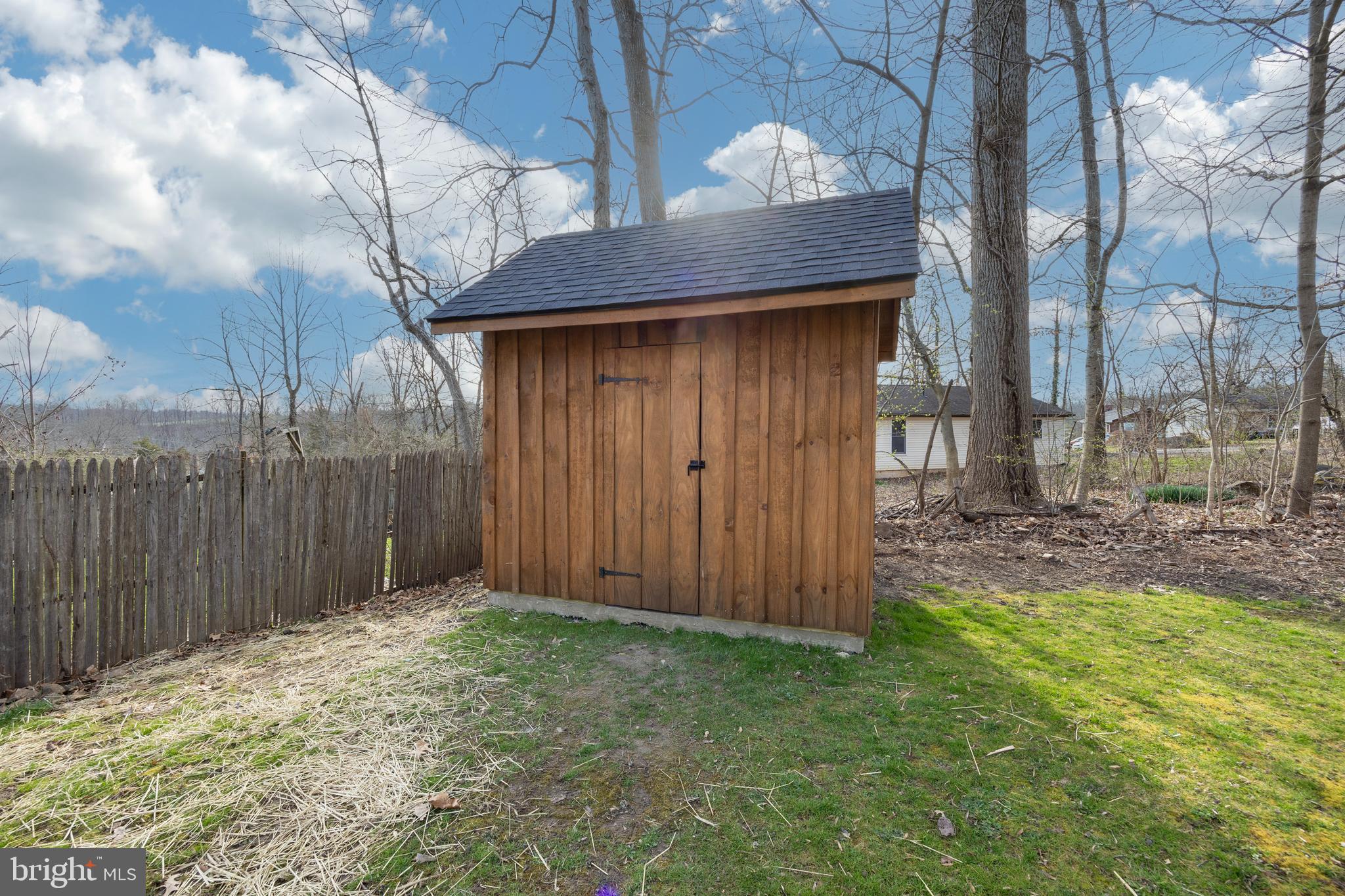 107 Fulmer Road Perkiomenville, PA 18074 - Photo 36 of 40 Custom shed