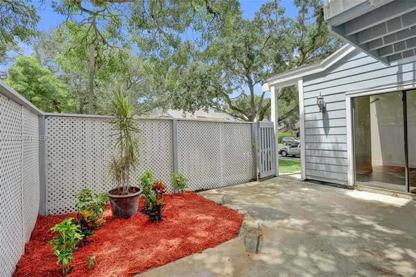$3,000 | 1818 Adventure Place, North Lauderdale, FL 33068
