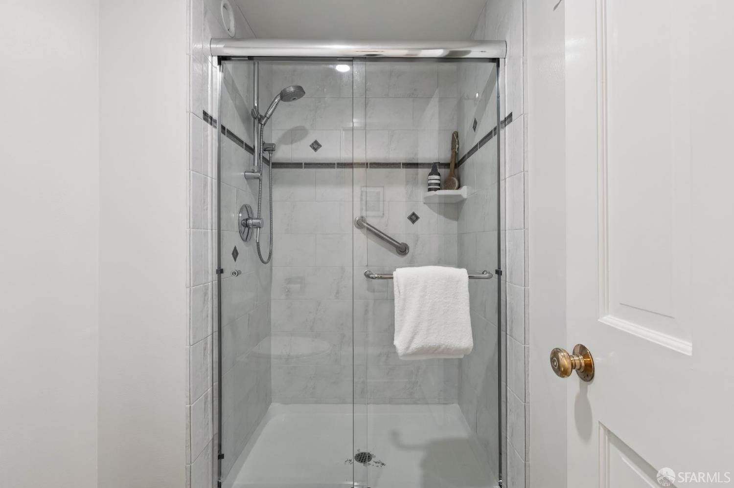 150 Lombard Street, Unit 807 San Francisco, CA 94111 - Photo 38 of 68 a bathroom with a shower