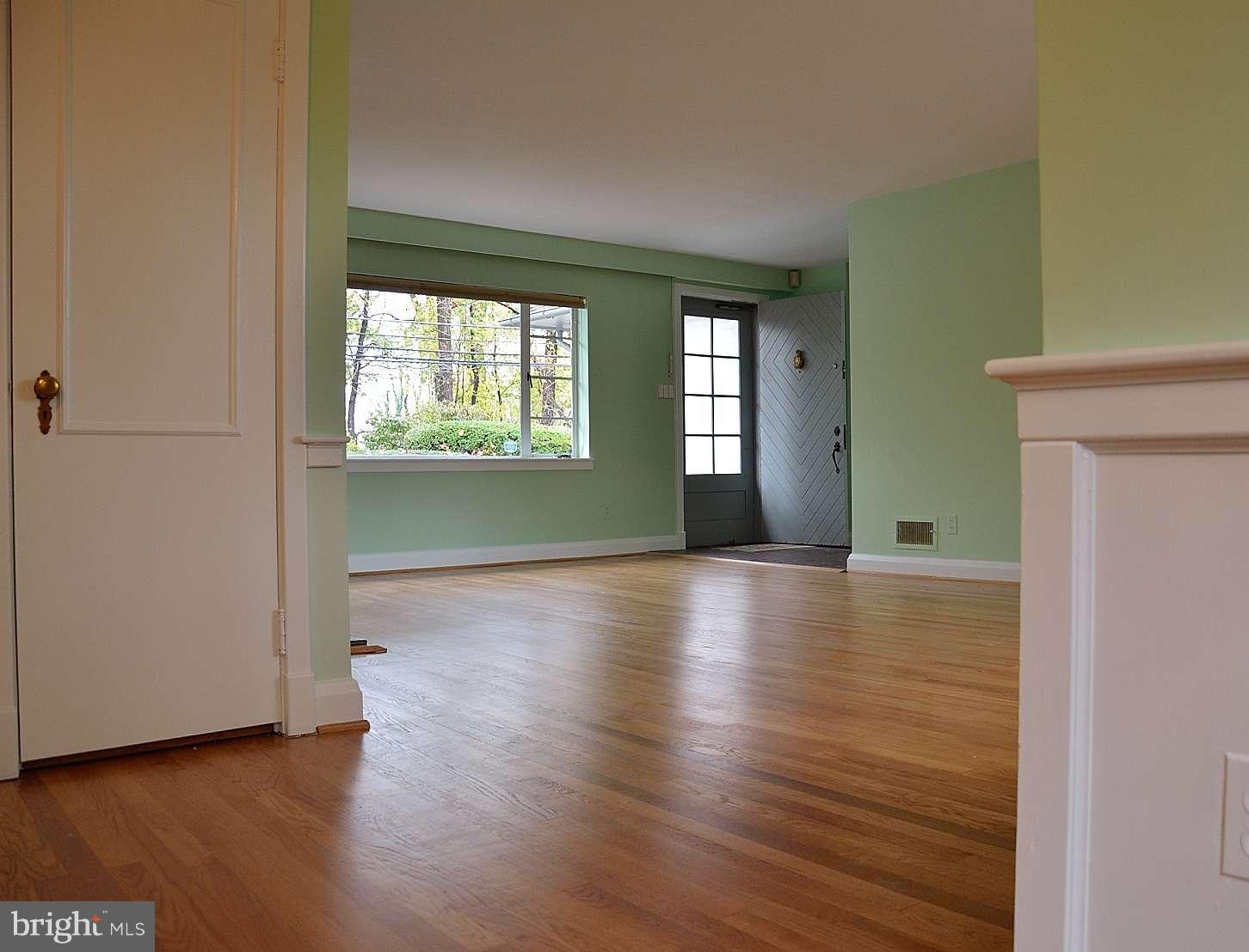 811 West Joppa Road Baltimore, MD 21204 - Photo 23 of 39 Gallery Image 23
