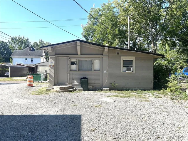 $149,900 | 326 Portland Avenue, Belleville, IL 62220