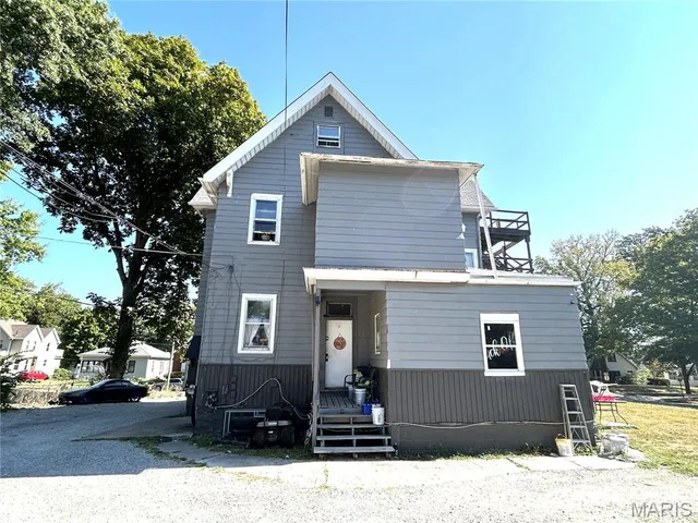 $149,900 | 326 Portland Avenue, Belleville, IL 62220