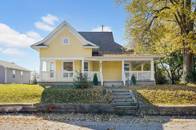$189,900 | 624 15th Street, Bedford, IN 47421