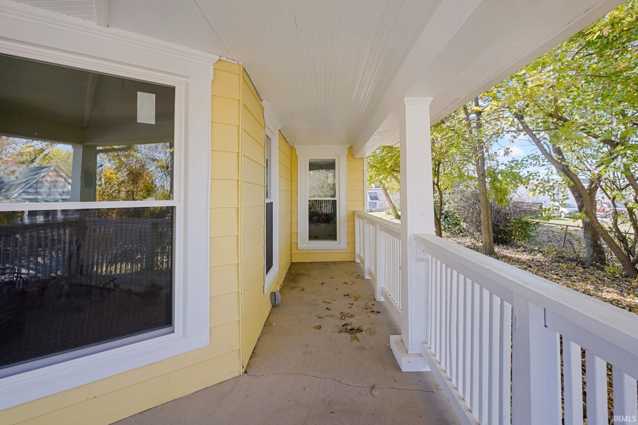 624 15th Street Bedford, IN 47421 - Photo 5 of 22