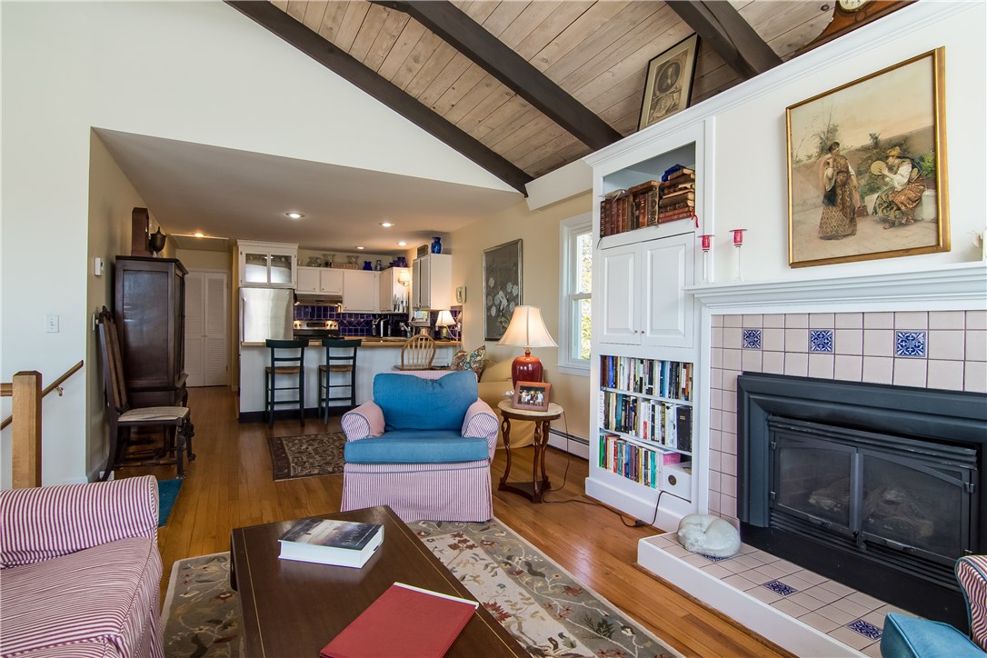 68 Verdi Road Westerly, RI 02891 - Photo 10 of 28